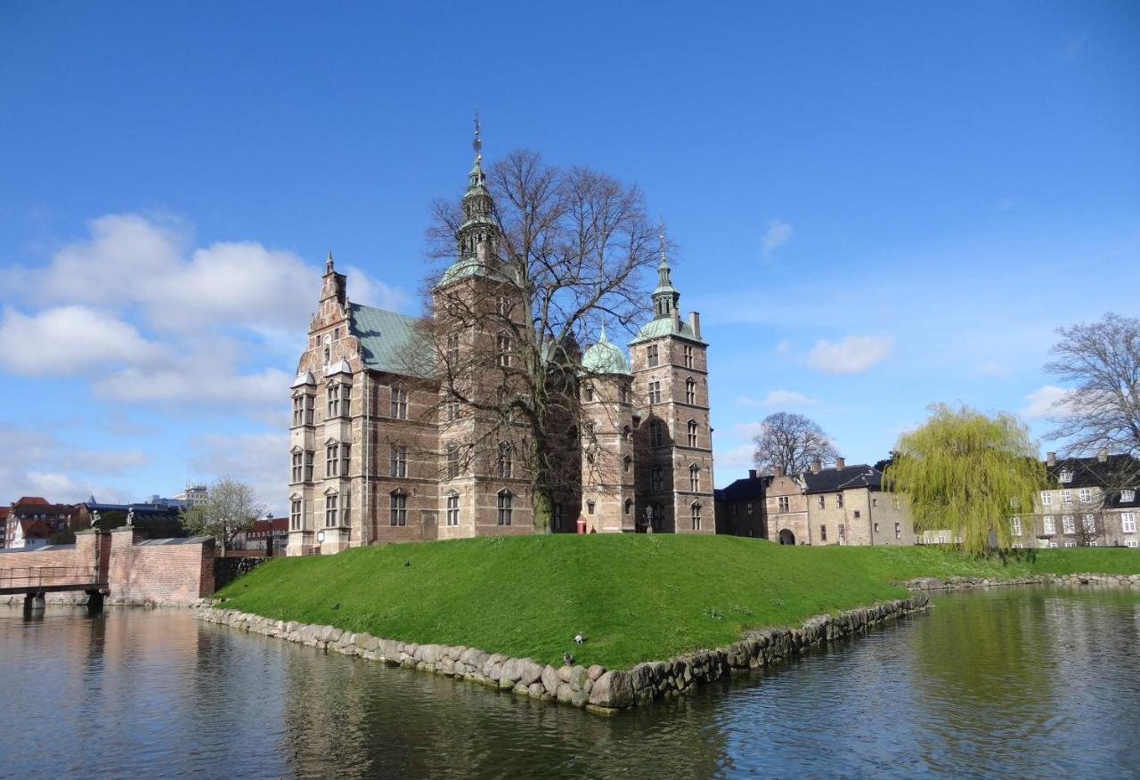 Sanders Leaves - Charming Three-Bedroom Apartment In Downtown Köpenhamn Exteriör bild